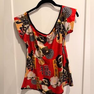 Reversible Elegant Red Geisha Print Blouse